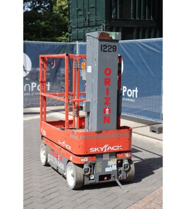 Skyjack SJ16 Electric Mast Lift 227kg 6.75m Skyjack SJ16 2 image 4