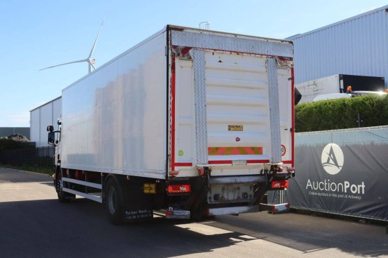 Box truck Scania P 320 Diesel 2015 3213 2015 2 image 4