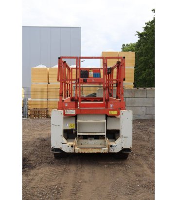 Scissor lift Genie GS-2668 Diesel 567kg 9.9m 2011 GS-2668 2011 2 Scissor Lifts image 4