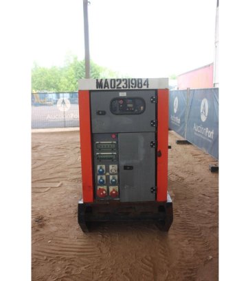 Generator SDMO R90C3 Diesel 80kVA 2011 SDMO R90C3 2011 2 Generators image 4