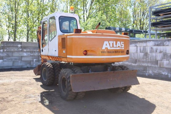 Wielgraafmachine Atlas Diesel 2 Wheeled Excavators image 4