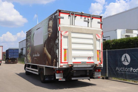 Box truck Volvo FL240 refrigerated Diesel 2012 FL240 frigo 2012 2 image 19