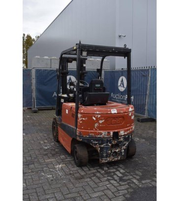 Heftruck Tailift FB25 Elektrisch 2500kg Tailift FB25 2005 2 Forklift image 4