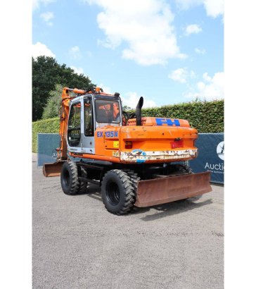 Wheel excavator Fiat Hitachi EX135W Diesel 76kW 2000 Fiat EX 135W 2000 2 Wheeled Excavators image 4