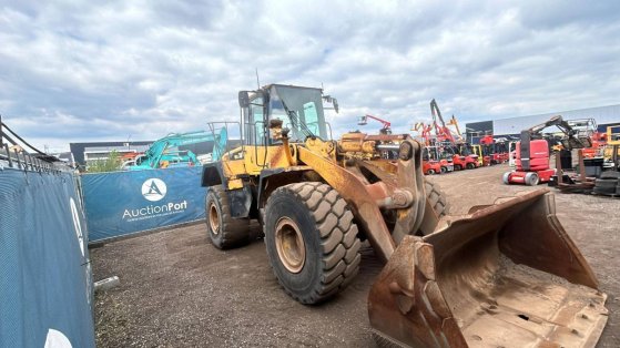 Komatsu WA380-6 Diesel Wheel Loader 142kW 848 2 Wheel Loaders image 4