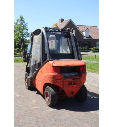 Linde H30D Diesel Forklift 3000kg 2005 H30D 2005 2 Forklift image 4