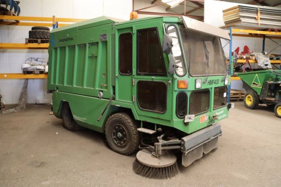 Hofmans HMF400 Diesel Sweeper hofmans HMF400 2 image 4