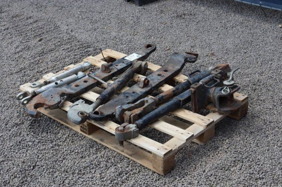 Batch of parts for a tractor 3-point hitch Onbekend 2 image 4