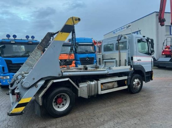 Mercedes-Benz 1327 Diesel Truck 2016 with Gantry Alarm Mercedes-Benz 1327 2016 2 image 4