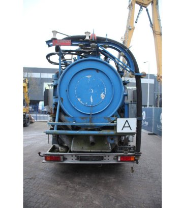 Vacuum truck Truck MAN TGA 35.410 Diesel 2004 TGA 35.410 2004 2 image 4