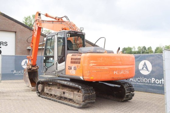 Crawler excavator Hitachi Zaxis ZX130-3 Diesel 69kW 2009 Zaxis ZX130-3 2009 2 Crawler Excavators image 4