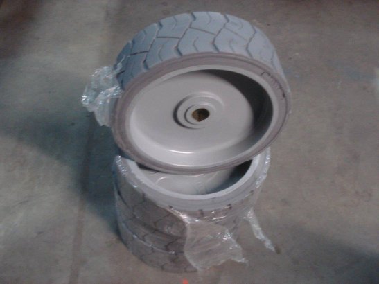 Genie wheels from Genie GS-2032 GS-2032 2 image 4