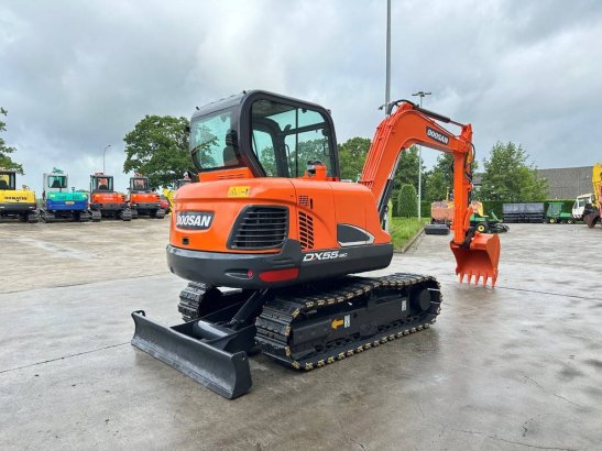 Doosan DX55-9CN Diesel Midi Excavator 2019 Doosan DX55-9CN 2019 2 Crawler Excavators image 4