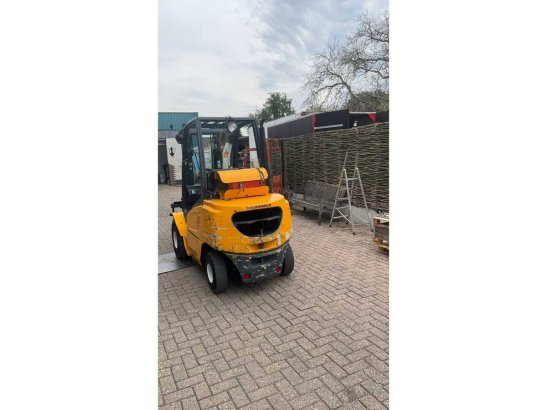 Forklift Jungheinrich TFG30S LPG 3000kg 1.2m (Margin) TFG30S 2 Forklift image 4