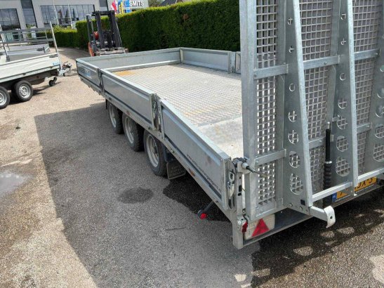 Machine transporter Nugent Beavertail 2024 Nugent Beavertail 2024 2 Flatbed open trailers image 4