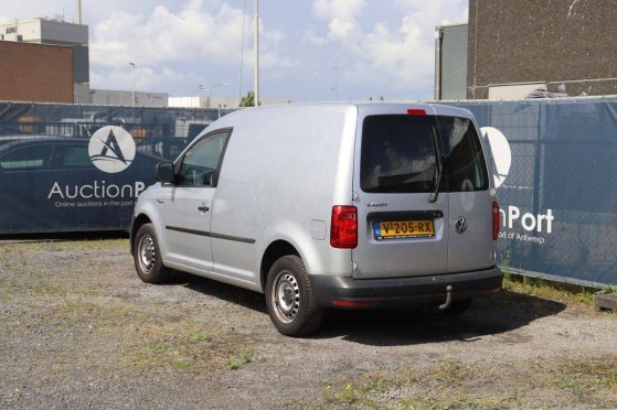 Volkswagen Caddy Diesel 75hp Van 2018 Volkswagen Caddy 2018 2 Closed vans image 34