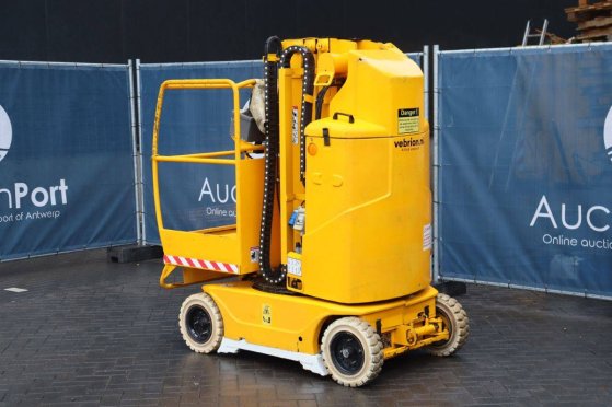 JLG Toucan 800 A Electric Articulated Boom Lift 2004 Toucan 800 A 2004 2 image 4