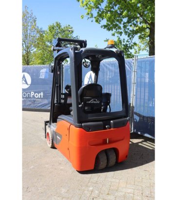 Forklift Linde E14-02 Electric 1400kg 7m 2017 E14-02 2017 2 Forklift image 4