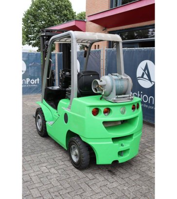 Forklift CESAB M325G LPG 2500kg 5.0m 2018 Cesab M325G 2018 2 Forklift image 4
