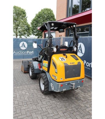 Giant G2200E X-TRA Electric Wheel Loader 6.5kW 2022 Giant G2200E X-TRA 2022 2 Wheel Loaders image 4