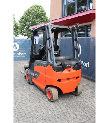 Linde E30HL-01/600 Electric Forklift 3000kg 2015 E30HL-01/600 2015 2 Forklift image 4