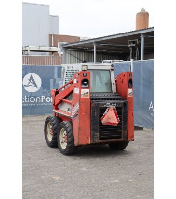 Skid steer loader Gehl SL 3610 Diesel 25kW Gehl SL 3610 2 Wheel Loaders image 4