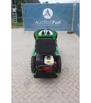 Articulated Loader Avant 313S Petrol 10kW 2003 313S 2003 2 Wheel Loaders image 4