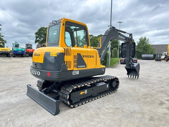 Midi excavator Volvo EC55B Diesel 2012 EC55B 2012 2 Crawler Excavators image 4