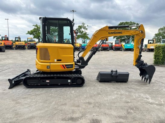 LiuGong 9035 FZTS Diesel Mini Excavator 2026 LIUGONG 9035 FZTS 2026 2 image 4