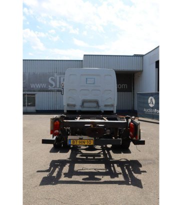 Container Transport Truck Renault Midlum 190-08 EL Diesel 191 hp 2007 701 2007 2 image 4