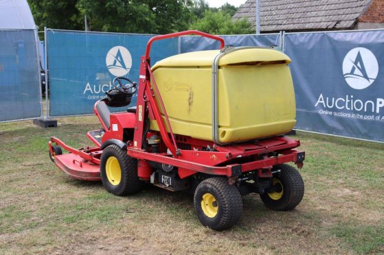 Ride-on mower Gianni Ferrari T2 K-EL Diesel 25kW 2006 Gianni ferrari T2 K-EL 2006 2 image 4