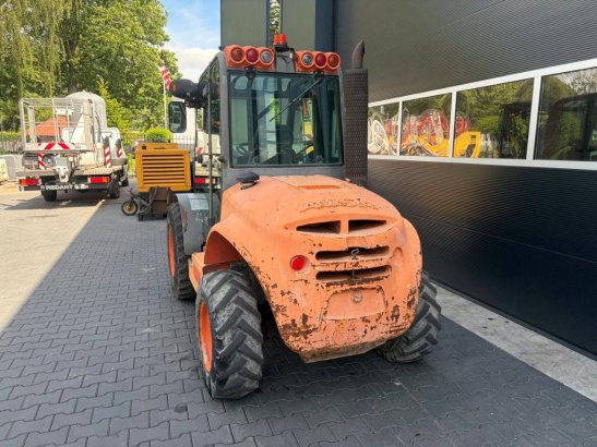 Rough-terrain forklift Ausa C250-HX4 Diesel 2600kg 2008 C250-HX4 2008 2 Rough Terrain Forklift image 4