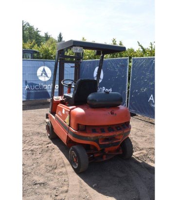 Linde H15D Diesel Forklift 1500kg H15D 2 Forklift image 19