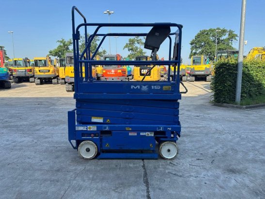 Scissor Lift Upright MX-19 Electric 2002 UpRight MX-19 2002 2 Scissor Lifts image 19