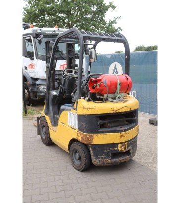 Forklift Caterpillar GP18N LPG 1800kg 4.75m 2004 GP18N 2004 2 Forklift image 4