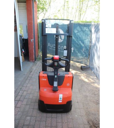 Stacker Toyota SWE120 Electric 1200kg 2.9m 2019 SWE120 2019 2 image 4