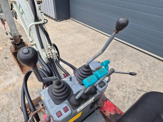 Mini excavator Takeuchi TB108 Diesel 7.5kW 2013 TB108 2013 2 image 4