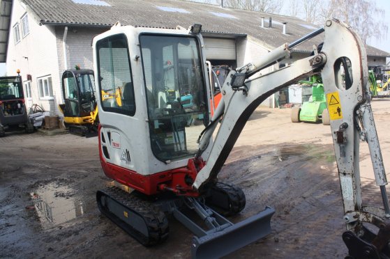 Mini excavator Takeuchi TB216 Diesel 11.5kW 2016 TB216 2016 2 image 4