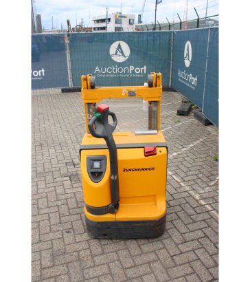 Stacker Jungheinrich EJC 12 Electric 1200kg 2.5m 2002 EJC 12 2002 2 image 4