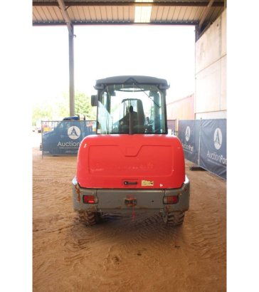 Terex TL70 Diesel Wheel Loader 44kW 2014 TL70 2014 2 Wheel Loaders image 4
