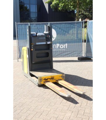 Stacker Jungheinrich EKS 110 Electric 1000kg 2006 EKS 110 2006 2 image 4