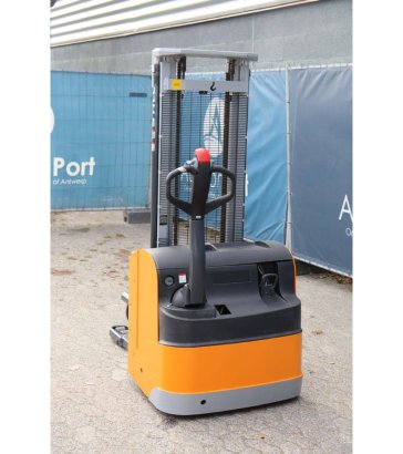 Stacker Still EGV16 Electric 1600kg 2.92m 2014 EGV 16 2014 2 image 4