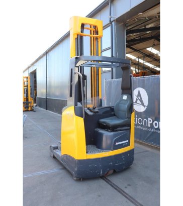 Jungheinrich ETV 114 Electric Reach Truck 1400kg 7.7m 2008 ETV 114 2008 2 image 4