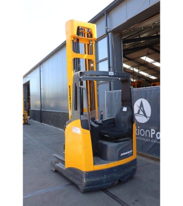 Jungheinrich ETV 114 Electric Reach Truck 1400kg 8.72m 2011 ETV 114 2011 2 image 4