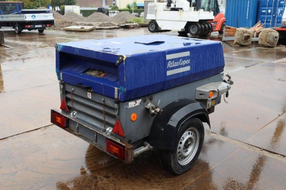 Compressor Atlas Copco XAS47 KD M Diesel 2008 XAS47 KD M 2008 2 Compressors image 4
