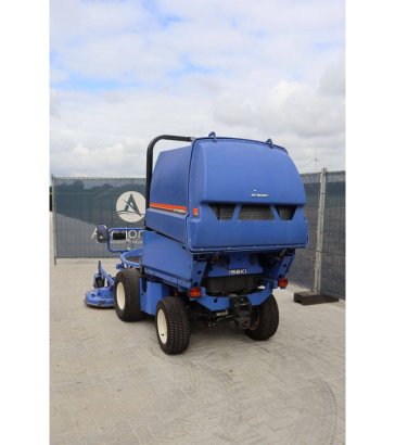 Iseki SF370FH Diesel Ride-on Mower Iseki SF370FH 2 image 4
