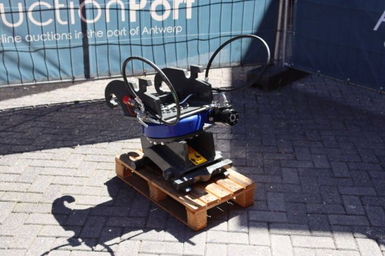 Rotary adapter CW10 with hydraulic quick coupler Granit 2025 Onbekend 2025 2 image 4
