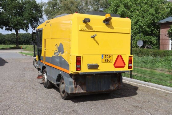 Sweeper Ravo 540 Diesel 2004 Ravo 540 2004 2 image 4