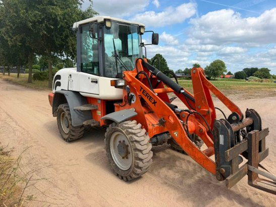 Terex AL100 Diesel Wheel Loader 54kW 2005 AL 100 2005 2 Wheel Loaders image 4