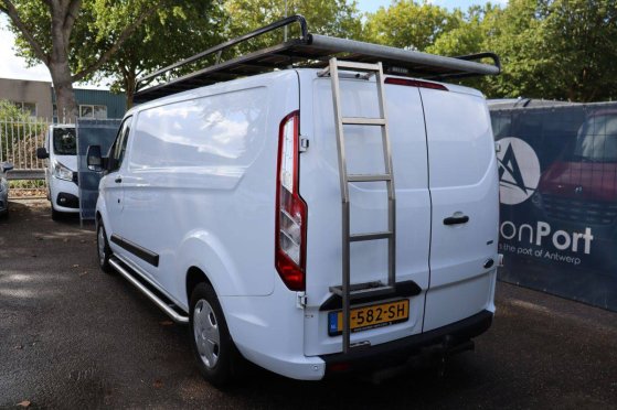 Ford Transit Custom Diesel 131hp Van 2018 Transit Custom 2018 2 Closed vans image 4